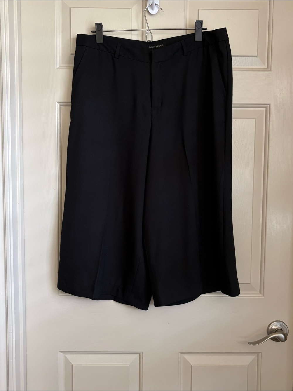 Banana Republic Culottes Wide Leg Tailored Black Cropped Pants Lightweight 12 - Picture 2 of 7